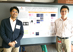 写真2. The 2019 Rolanette and Berdon Lawrence Bone Disease Program of Texas Scientific Retreatにて。Dr. Iwata（右）と。